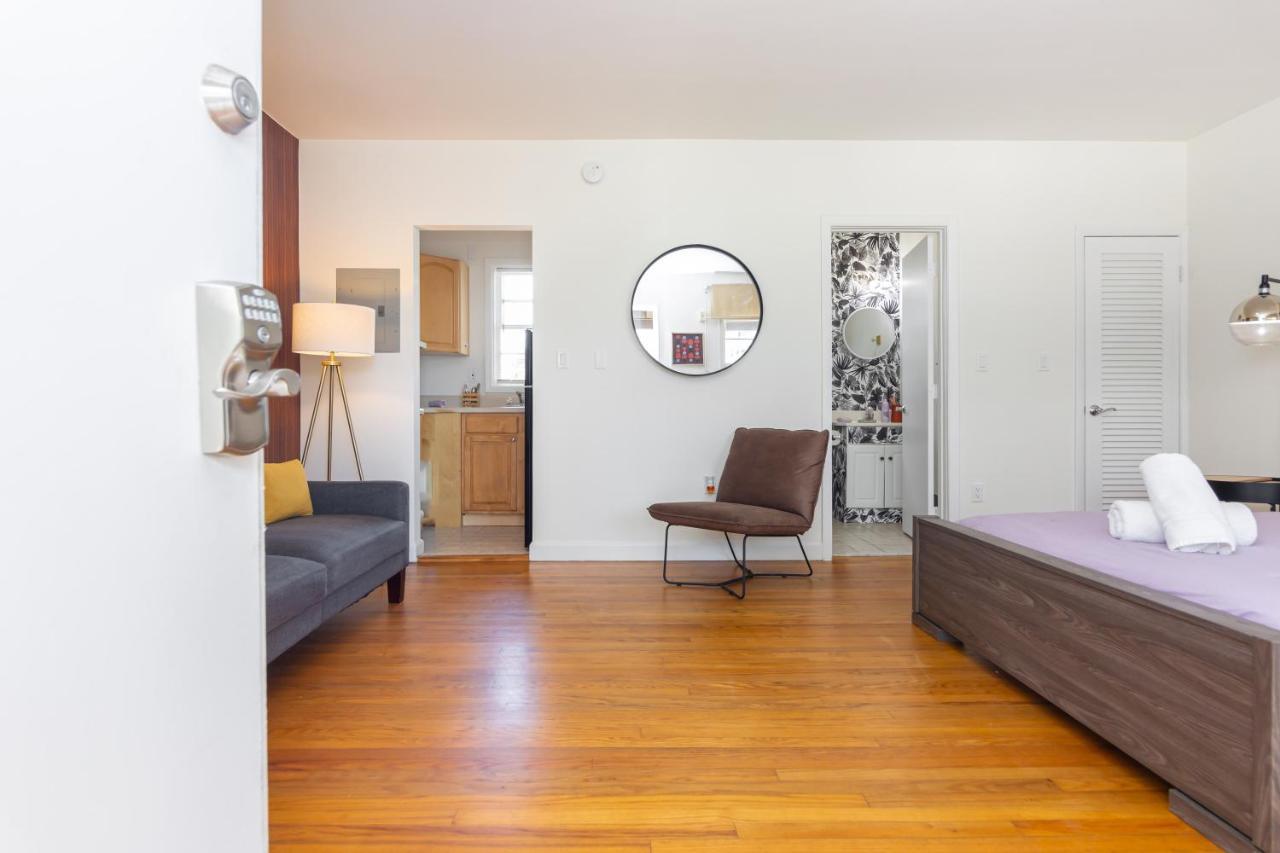 Las Olas Studio - 5 Minutes From Las Olas Beach Fort Lauderdale Bagian luar foto